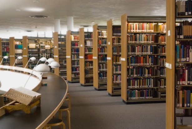 Pengertian Koleksi Perpustakaan Fungsi Komponen Jenis dan Metode Pengadaan