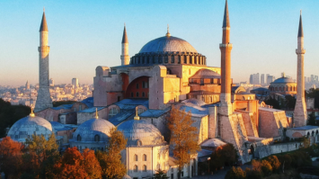 Sejarah Masjid Hagia Sophia dan Artinya